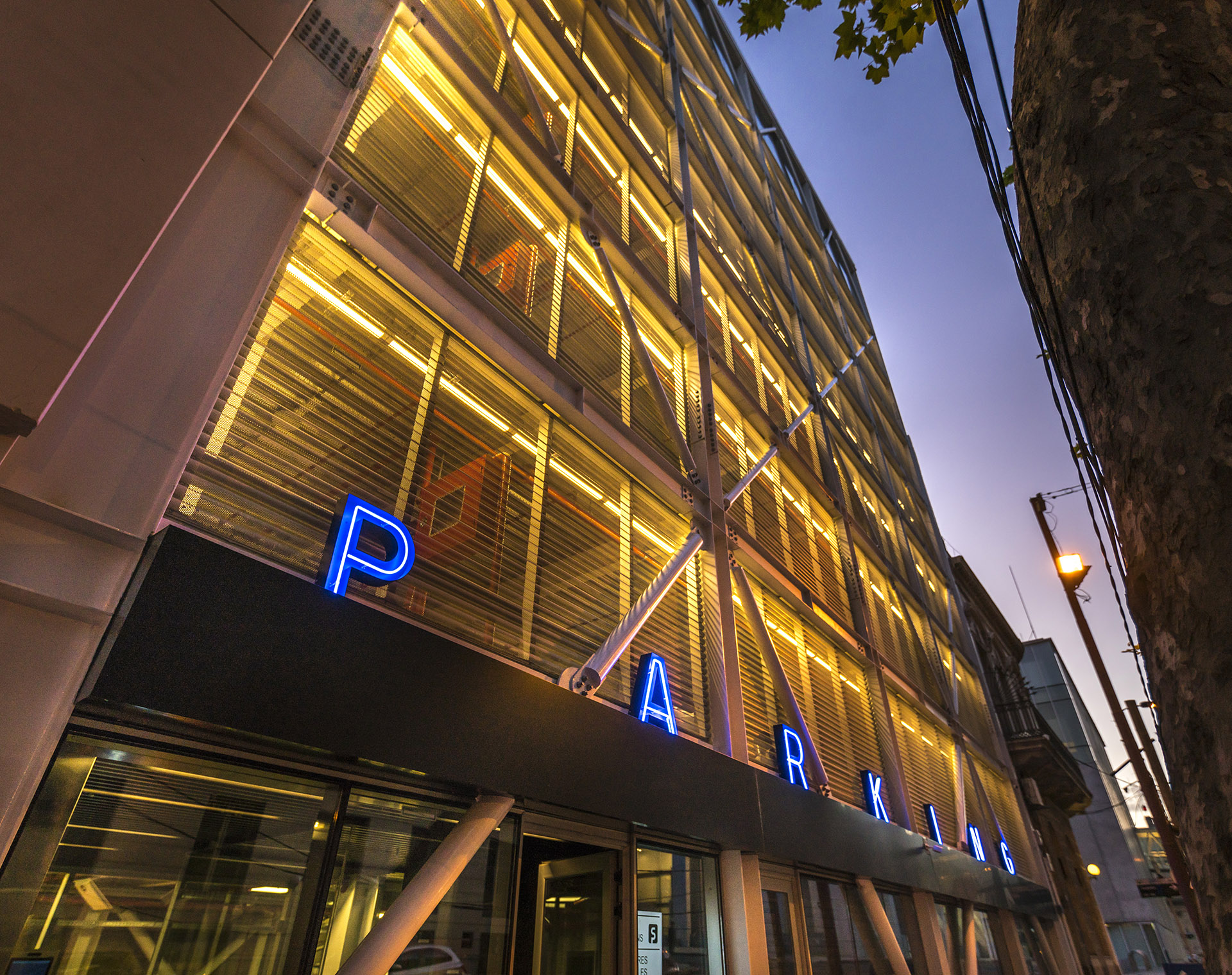 Parking Florida Plaza Independencia